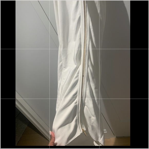 HOUSE OF CB - MIYA midi dress - Picture 8 of 10